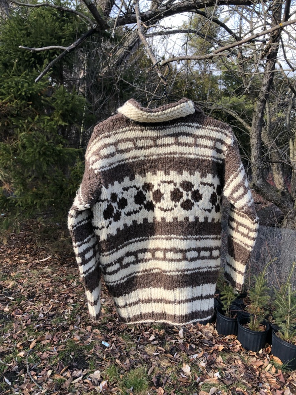 Handmade Chunky Zip-Front Cowichan-Style Sweater in Cream & Brown - Picture 3 of 11